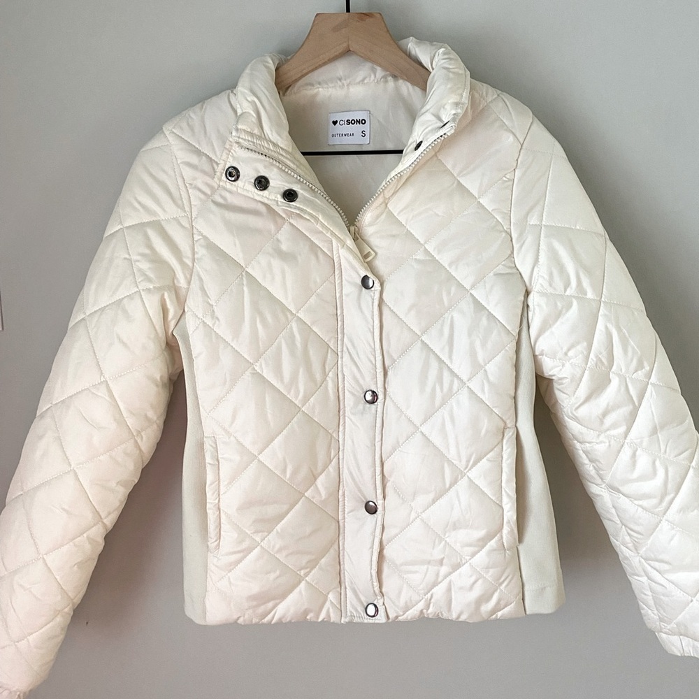 Puffer Jacket Eggshell Color Lightweight Women's Size Small By CI SONO Pockets!